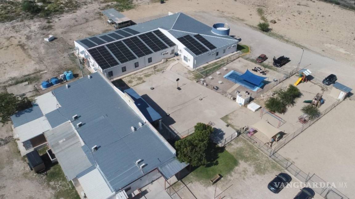 Dona empresa 107 mil dólares para instalación de sistema fotovoltaico en casa hogar de Ciudad Acuña