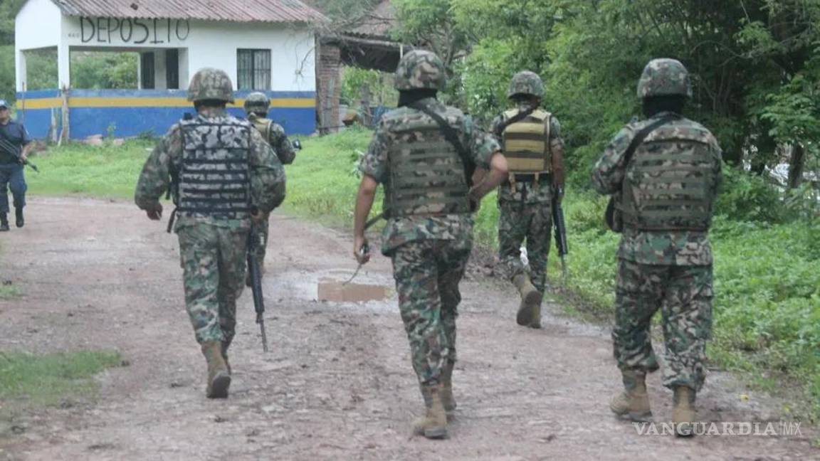 Marina ejecuta a tres criminales y detiene a 15 en Tecomán, Colima