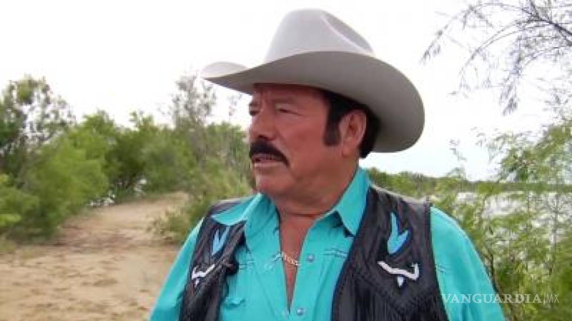 ‘Diosito me la mandó’... Lalo Mora asegura que él no roba agua para su rancho en NL (video)