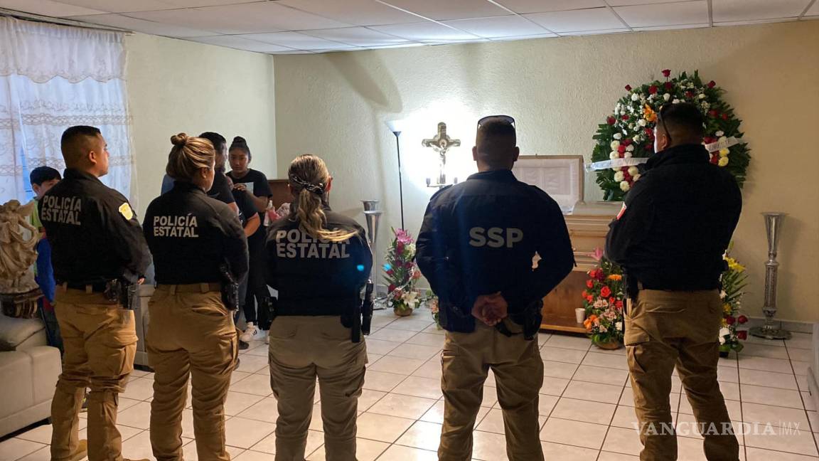 Policía de Coahuila ayuda con gastos fúnebres de joven fallecido
