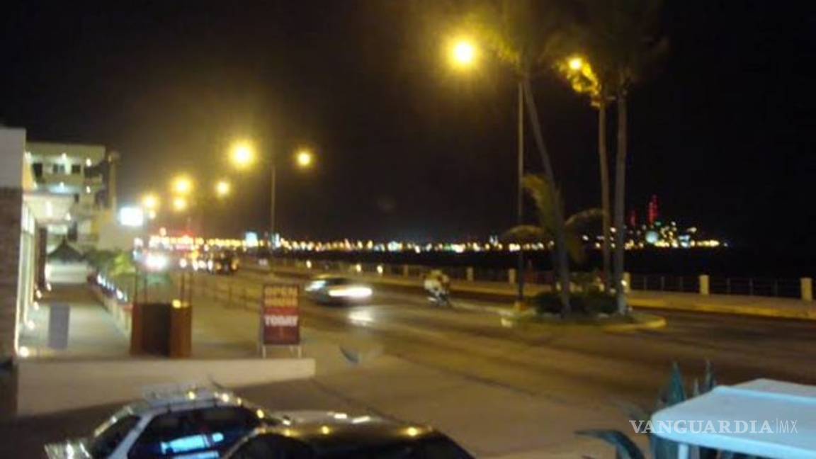 $!Mujer arrojó a su bebé desde un auto a una avenida en Mazatlán, fue detenida