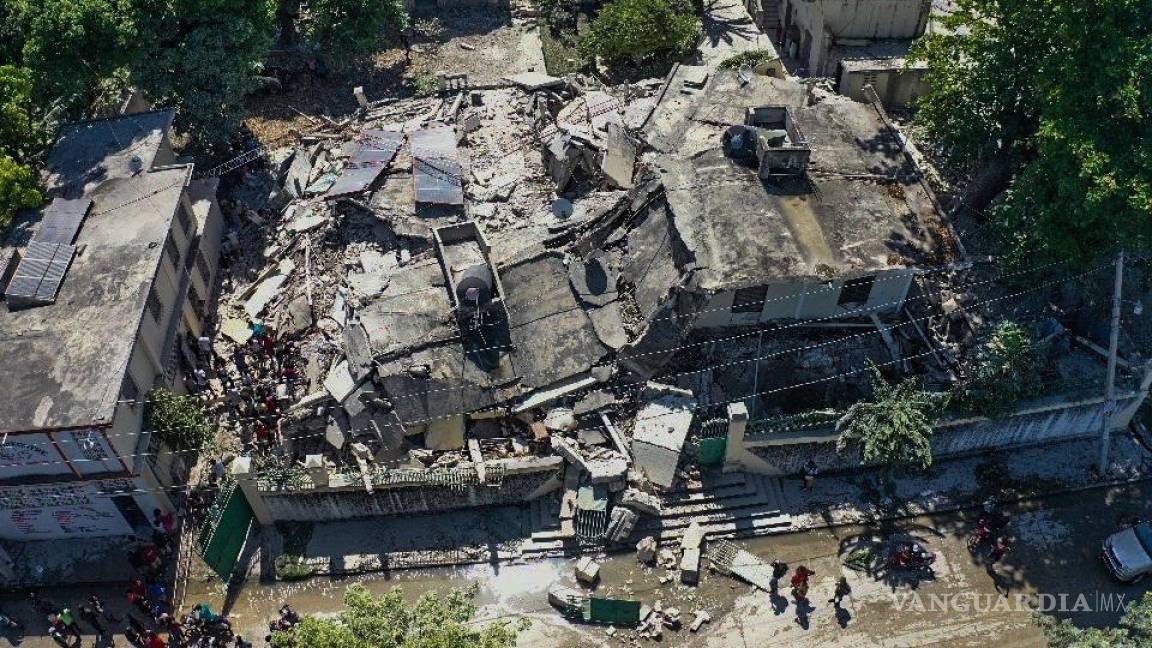 Asciende a 724 el número de muertos por el terremoto en Haití