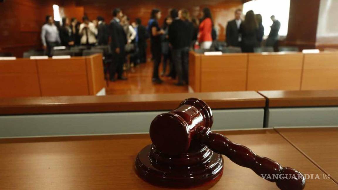 Destituyen a juez por grave acoso sexual contra 13 colaboradoras
