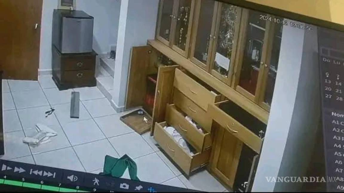 Roban cámaras, ropa sacerdotal y consumen vino de consagración en iglesia de Piedras Negras