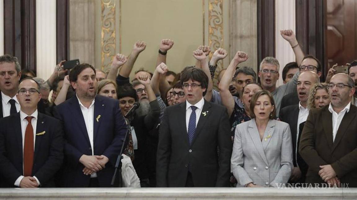 $!Parlament aprueba la resolución para declarar la independencia de Cataluña