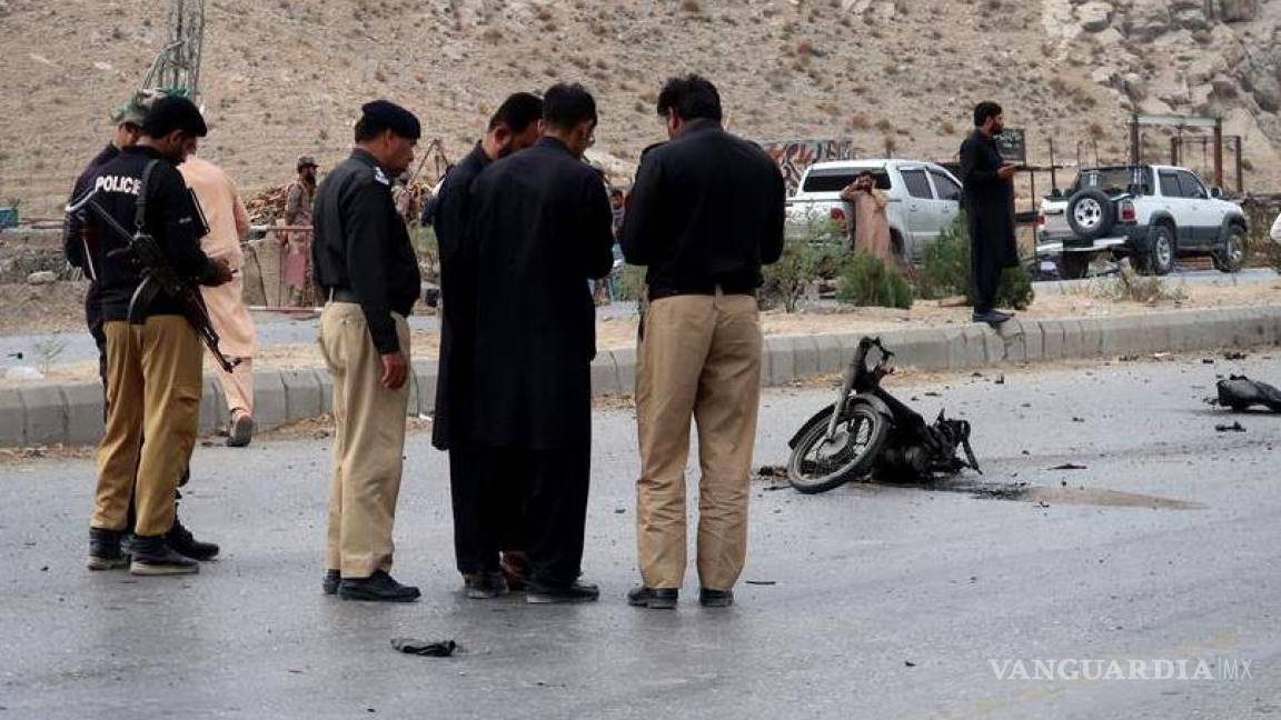 Reportan tres muertos en ataque suicida en Pakistán