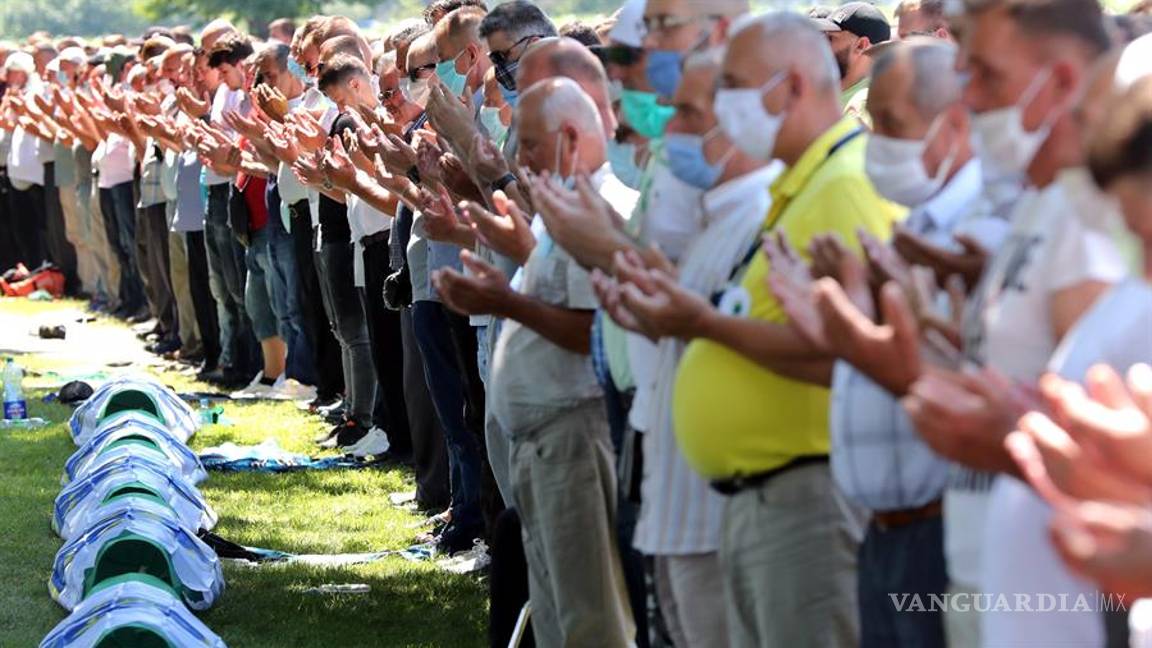 $!25 años después los bosnios no pueden cerrar la herida y el dolor por el genocidio de Srebrenica