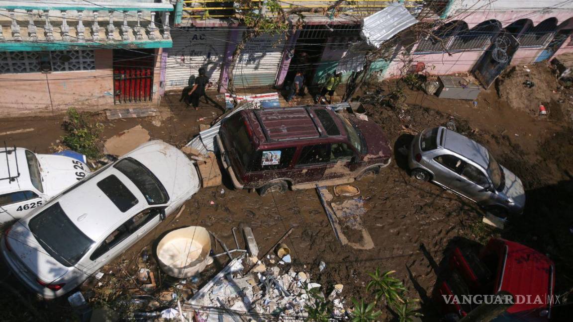 Acapulco, aun sin agua ni recolección de basura, nueve días después de Otis