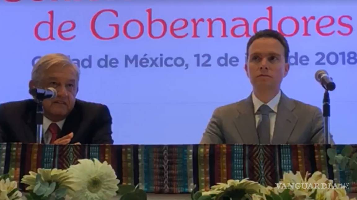 $!AMLO reitera ante gobernadores su propuesta de descentralización del gobierno