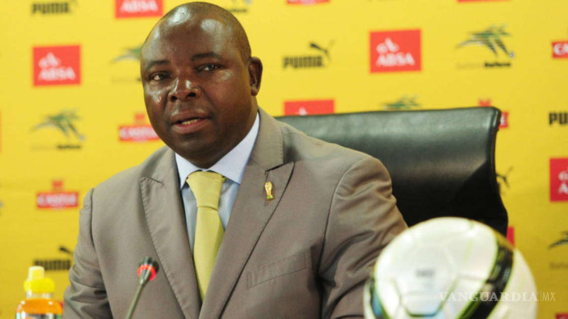 FIFA investiga a exdirectivo de Sudáfrica por amaño de partidos