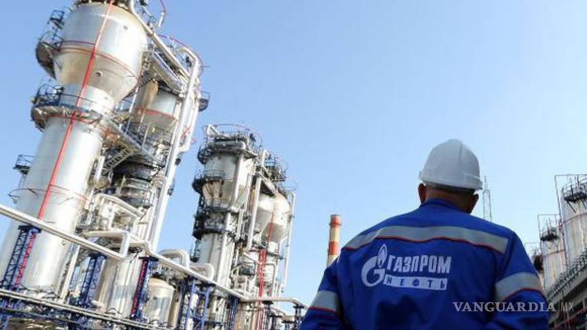 Países ‘hostiles’ tendrán que pagar en rublos el gas ruso, Putin firma decreto