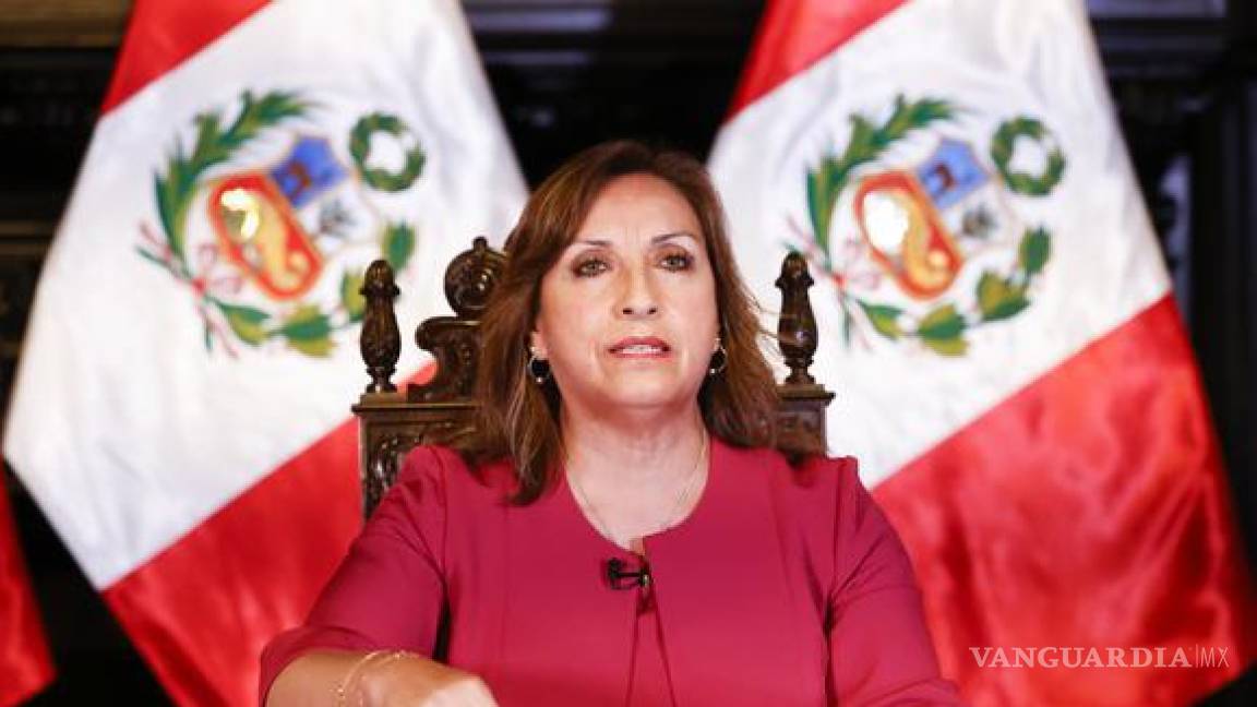 Perú retira a su embajador de México y acusa a AMLO de ‘injerencia en asuntos internos’