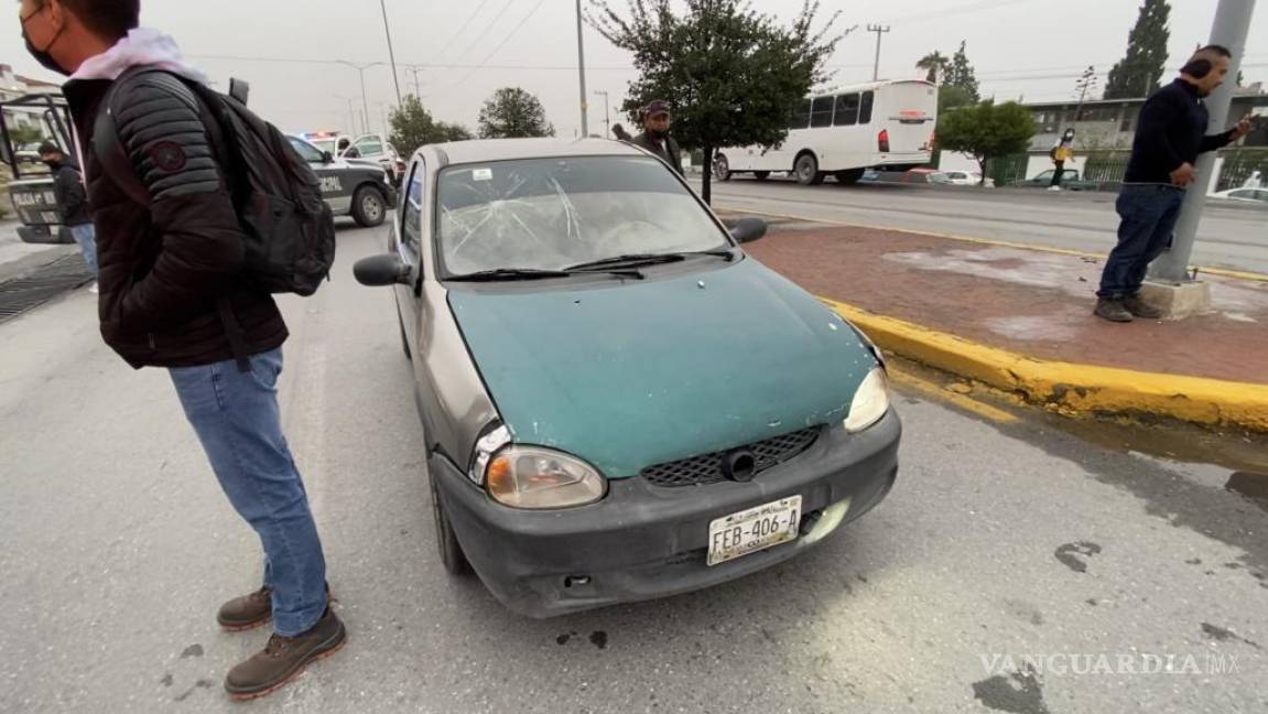 Atropella a estudiante; lo manda a la Clínica 2