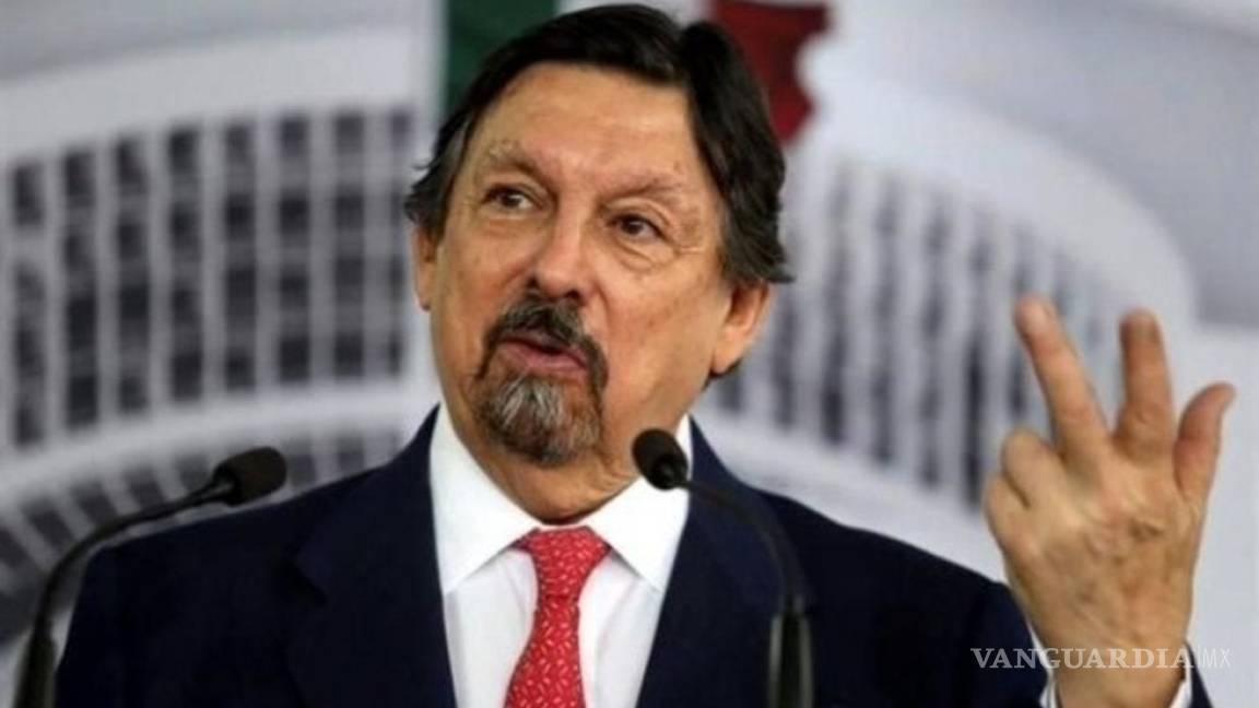 Gómez Urrutia, senador de Morena, apoya la reforma outsourcing de AMLO