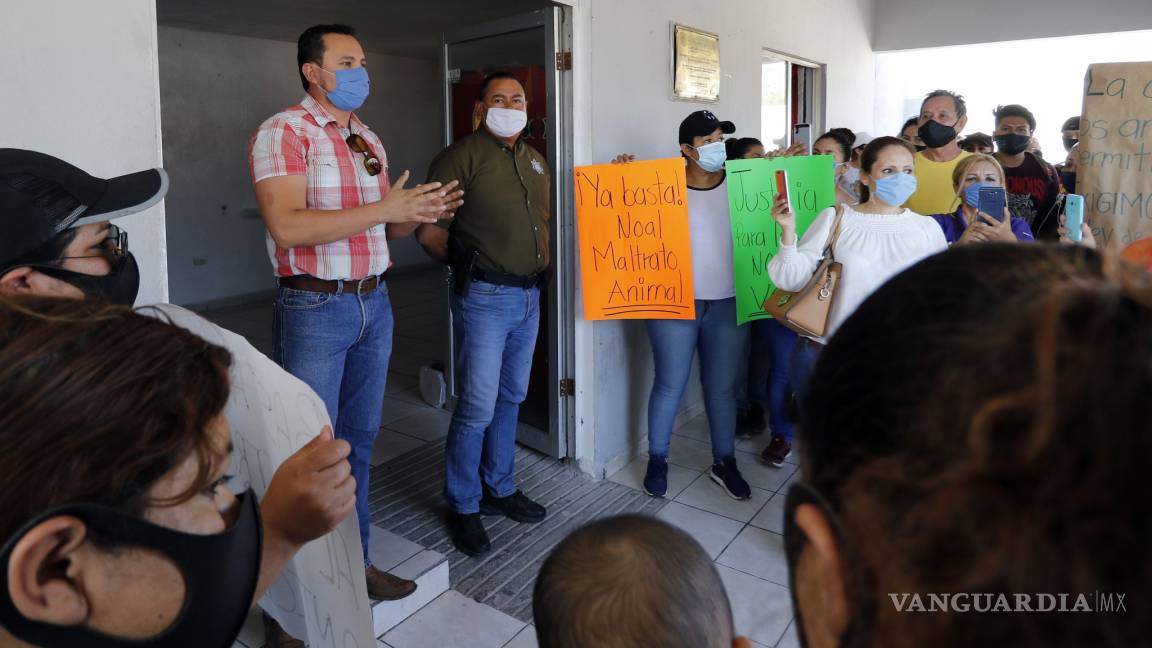 Vecinos de Arteaga exigen no se deje en libertad a mataperros y violador de mascotas