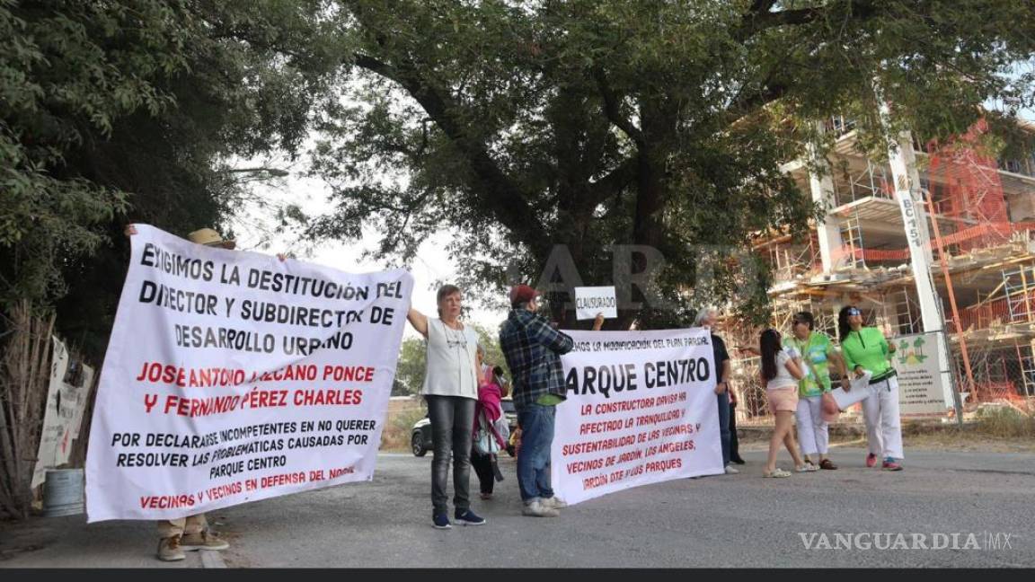 Saltillo: Piden destitución de funcionarios por habilitar accesos a Parque Centro