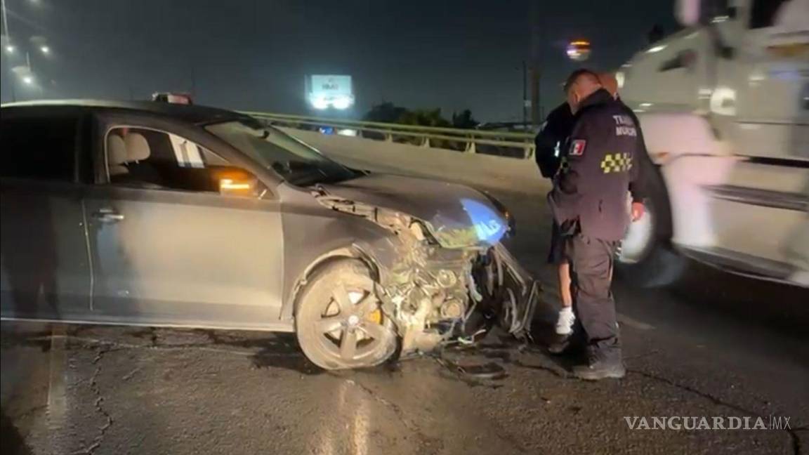 $!El conductor fue detenido tras confirmarse que manejaba en estado de ebriedad.