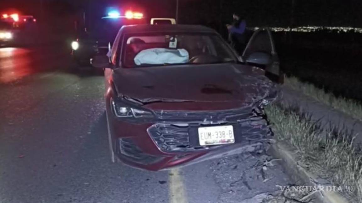 $!El siniestro se originó a causa de la falta de distancia prudente entre dos vehículos que transitaban por la zona.