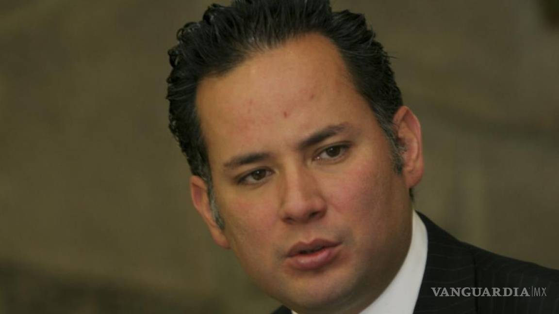 Santiago Nieto compró su casa con crédito de Banco Azteca