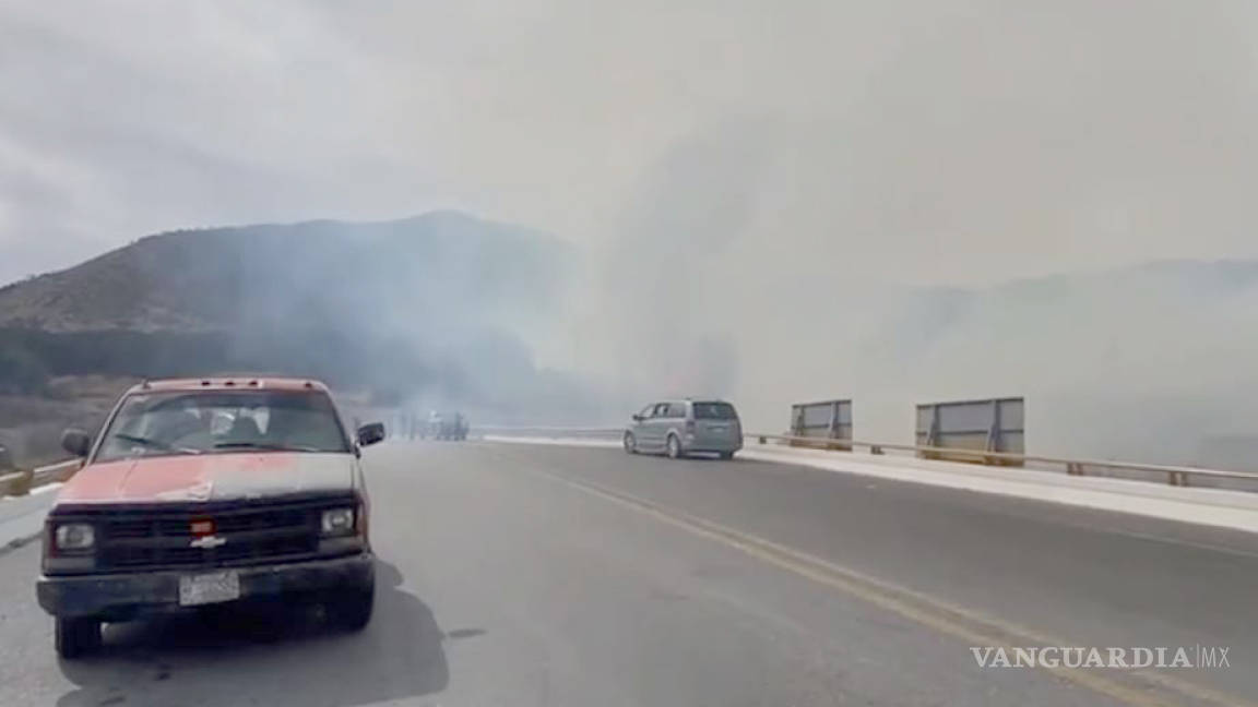 Se registran incendios en carretera a Monclova y Arteaga, Coahuila