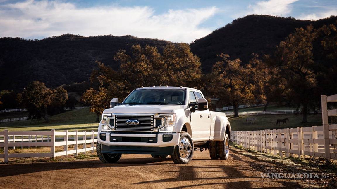 $!Ford le mete más vista, poder y equipo a sus camionetas F-Series Super Duty