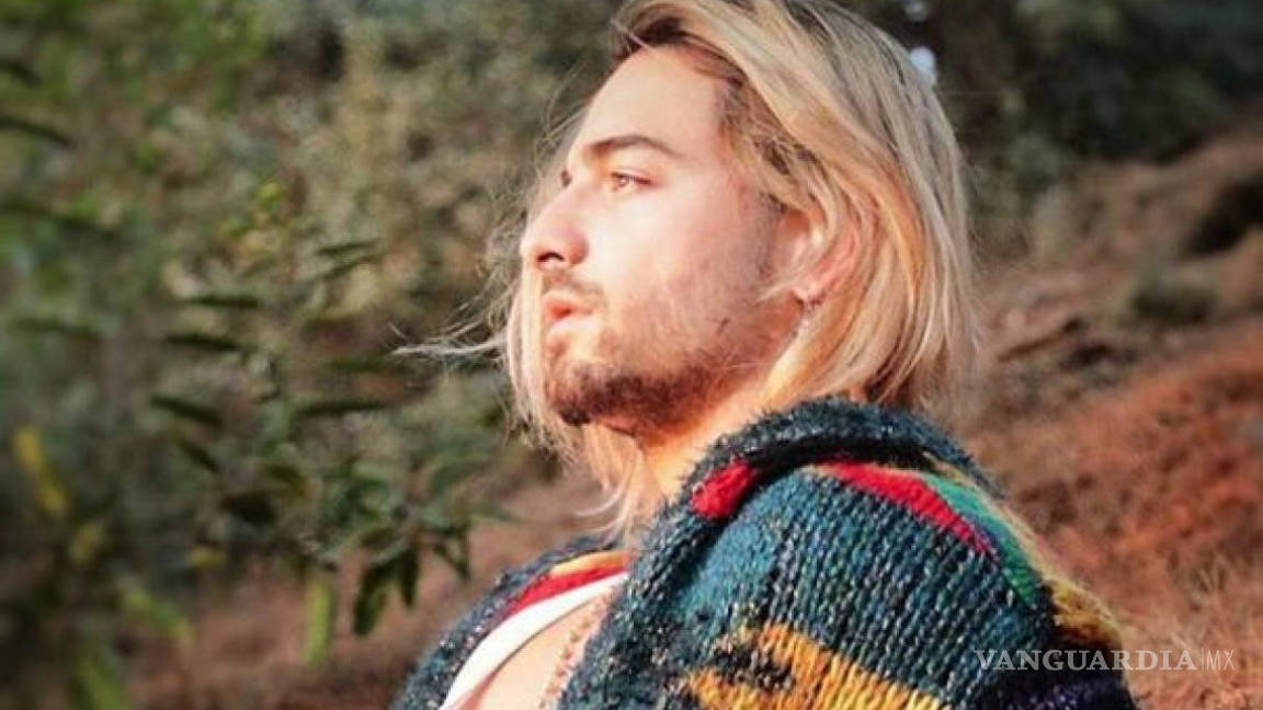 Confunden a Maluma con Kurt Cobain por nuevo look