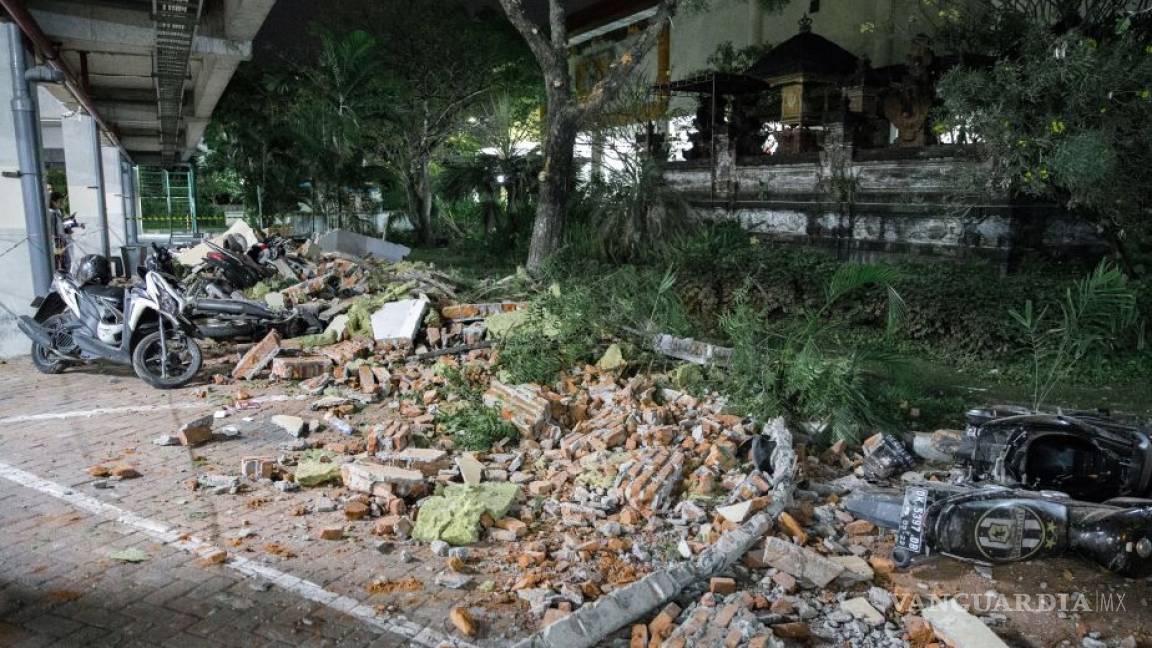 Reportan sismo de 5.9 grados cerca de las costas de Indonesia