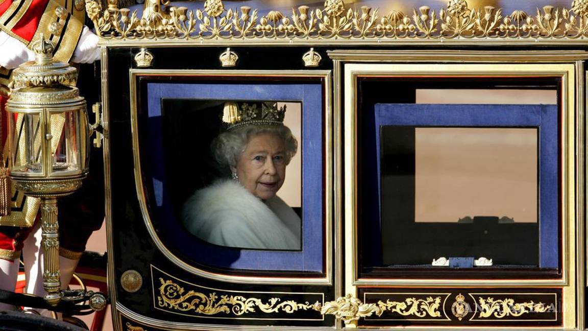 $!La carroza Diamond Jubilee fue el regalo a Isabel II por sus 80 años en 2006.