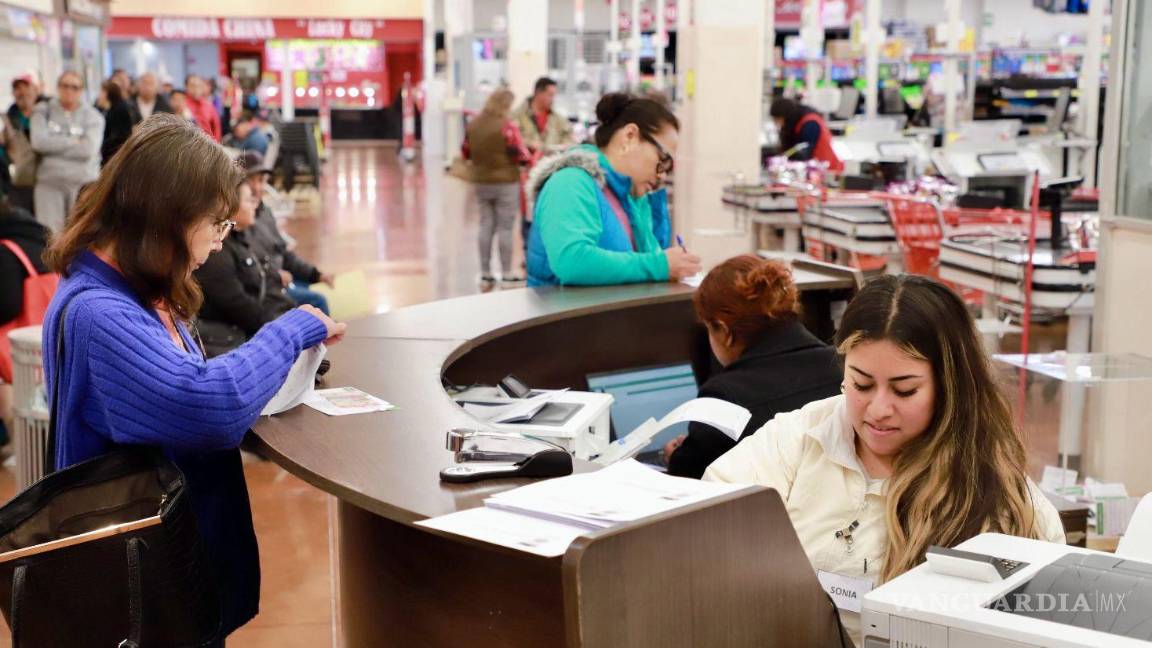 $!Villarreal Garza también destacó que existe la opción de realizar el trámite de pago a través del portal oficial del Gobierno Municipal de Saltillo, www.saltillo.gob.mx.