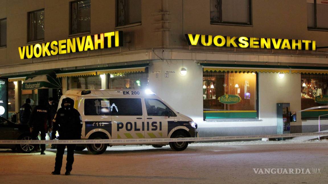 Mueren 2 periodistas y una funcionaria tras tiroteo en Finlandia