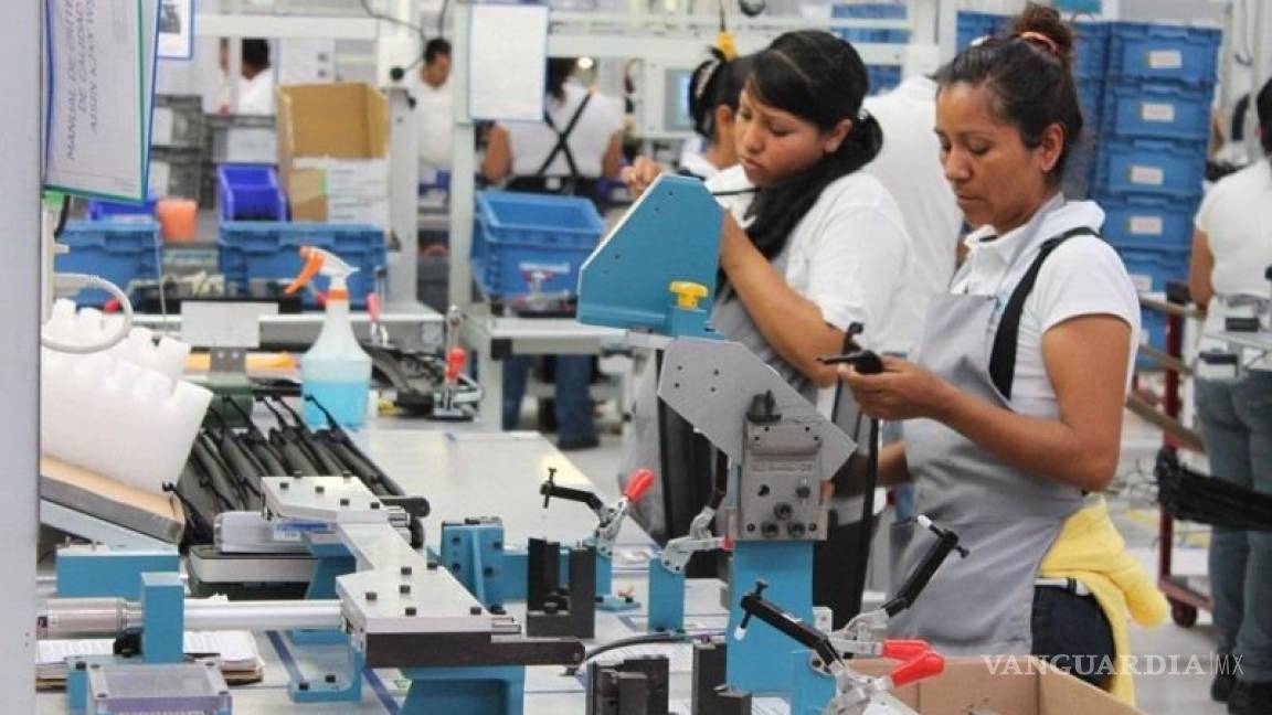 Cae 0.3% personal ocupado en sector manufacturero: INEGI