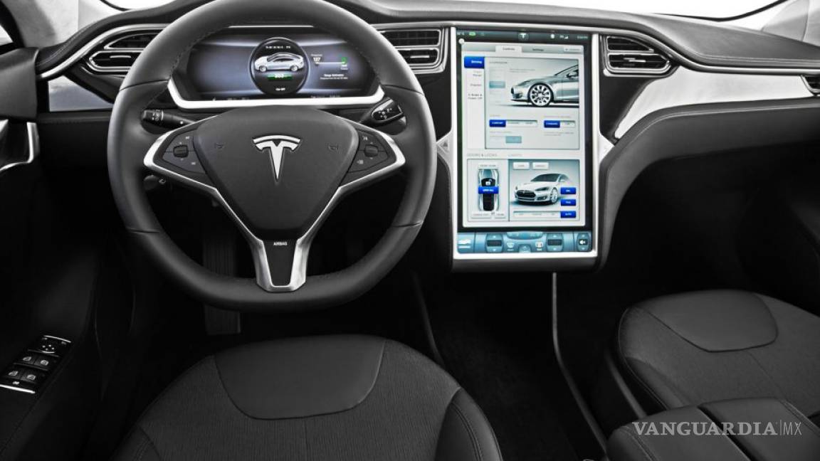 Investigan en Estados Unidos vehículos de Tesla por problemas con suspensión