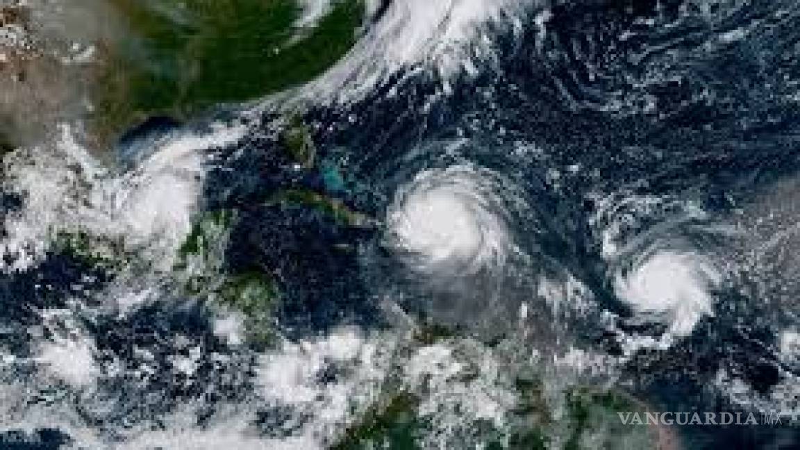 &quot;Katia&quot; se degrada a tormenta tropical tras tocar tierra en México