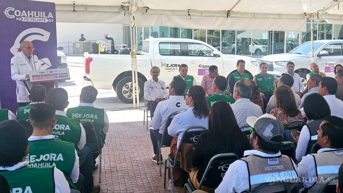 Secretario de Salud entrega en Torreón unidades y equipo contra el dengue