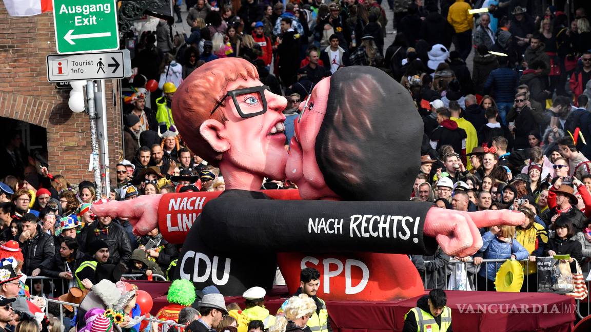 $!Carnaval alemán se burla de los políticos (fotogalería)