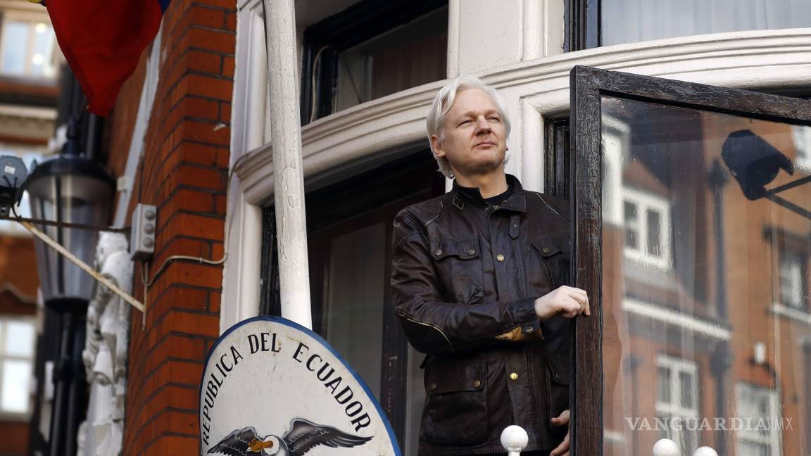 Assange recurre a Australia por temor a ser expulsado de la embajada de Ecuador en Londres