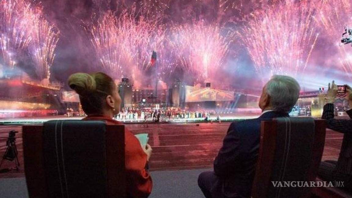 Fiesta del bicentenario en Palacio Nacional no fue austera, acusan