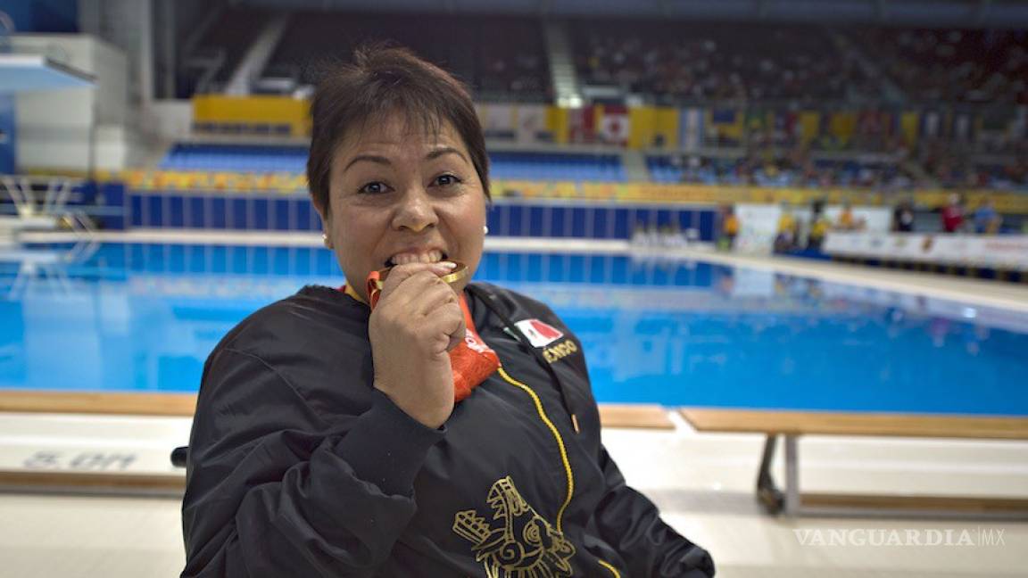 Cayó la docena de medallas; Patricia Valle logra bronce en natación