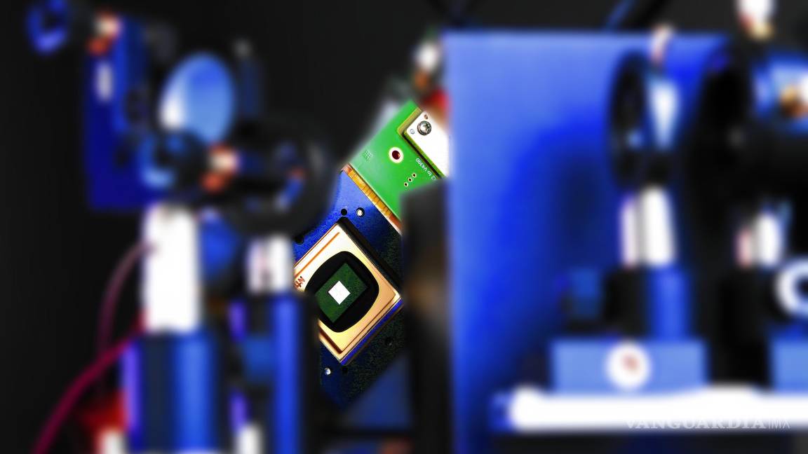 $!Dispositivo de almacenamiento cerámico. La nueva tecnología escribe los datos a alta velocidad sobre la capa cerámica.