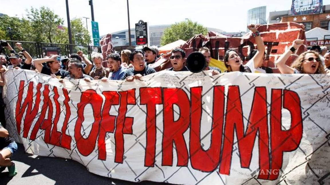 $!Protestan en Cleveland contra postura migratoria de Trump