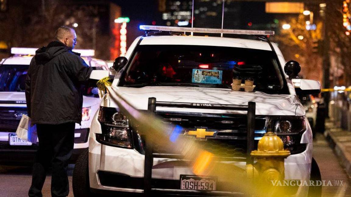 Mata hombre a 4 en tiroteo en Denver; hay un oficial herido