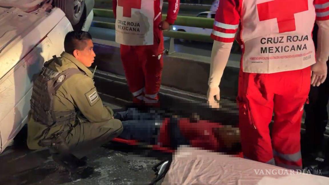 $!El conductor fue trasladado de urgencia a la clínica 89 para su atención médica inmediata.