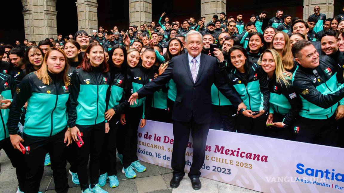 México en los Panamericanos: López Obrador entregará mil millones de pesos a atletas aztecas que irán a Santiago 2023