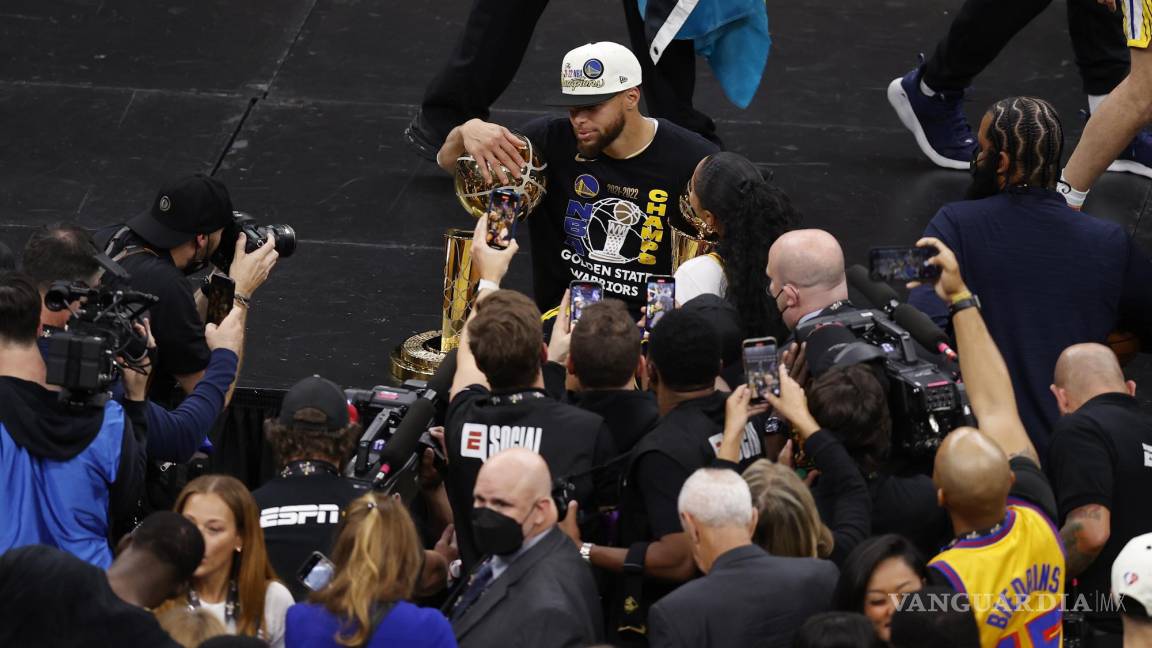 Stephen Curry conquista su primer MVP de las Finales de la NBA