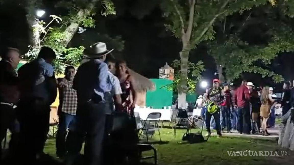 Violenta riña interrumpe celebración de quinceañera en Parras de la Fuente