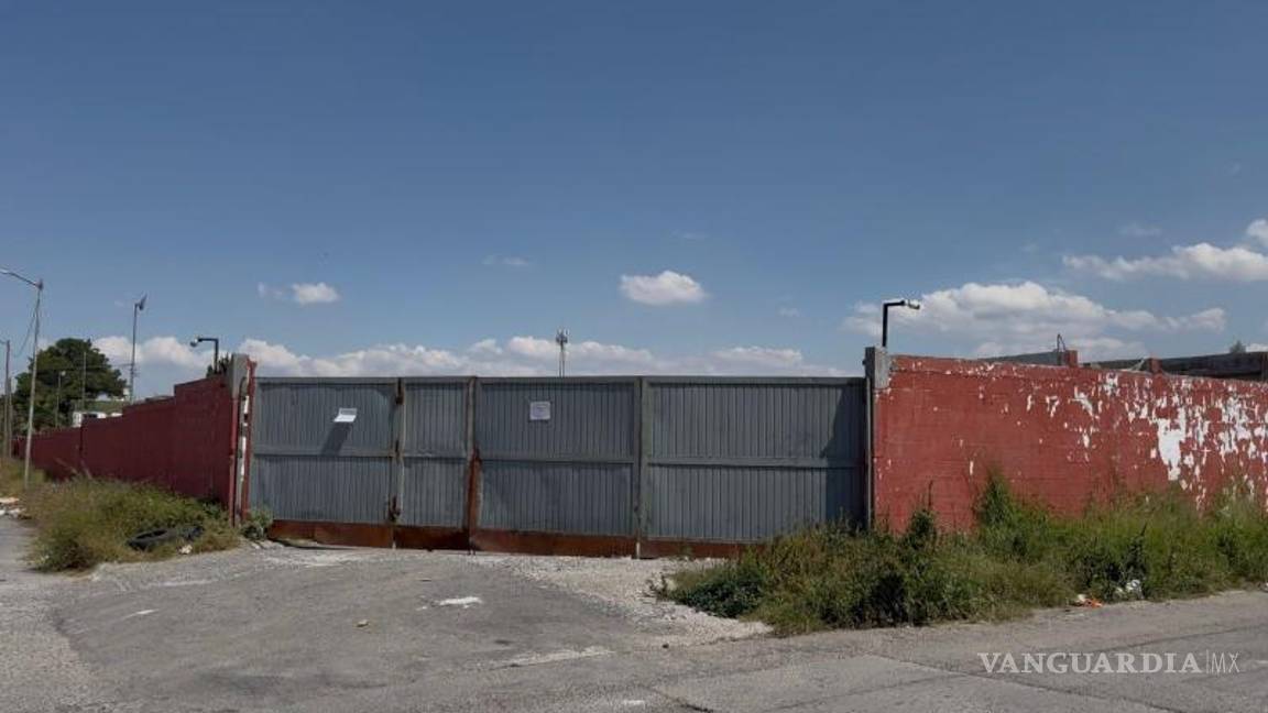 $!Vecinos denunciaron que, tras el operativo, los sellos de seguridad fueron violados y el lugar volvió a operar con normalidad.