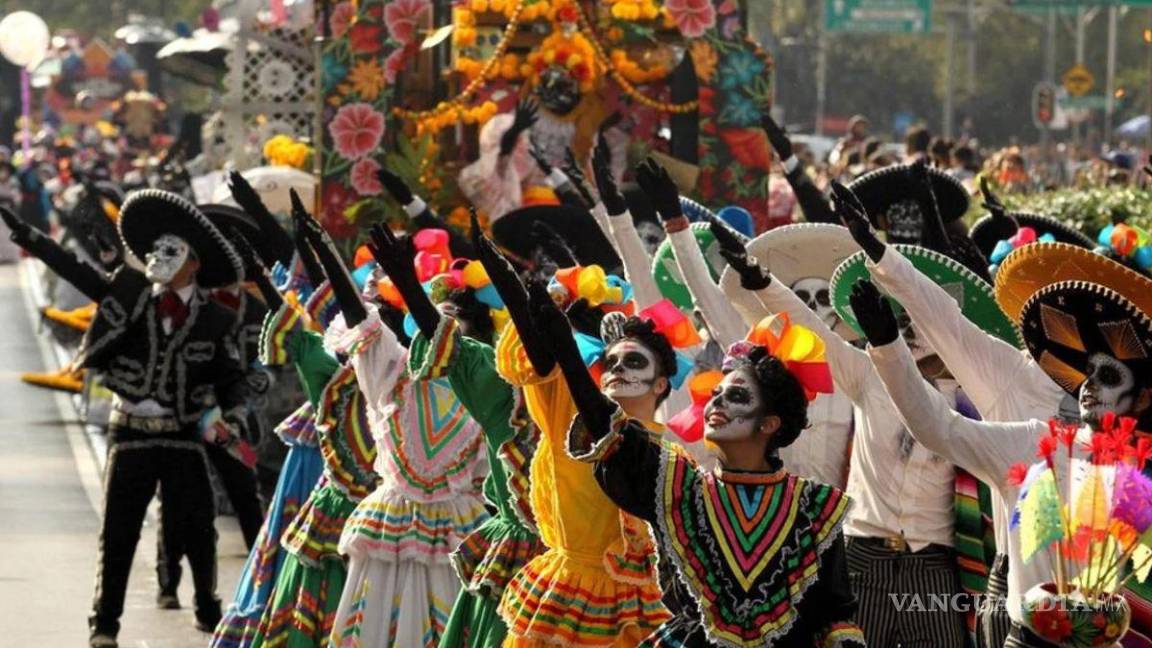 Con eventos, altares y catrinas monumentales México celebrará el Día de Muertos