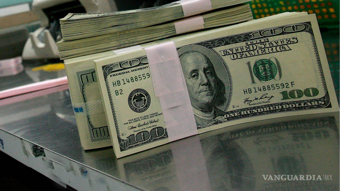 El dólar libre ya llegó a los 19 pesos a la venta en bancos
