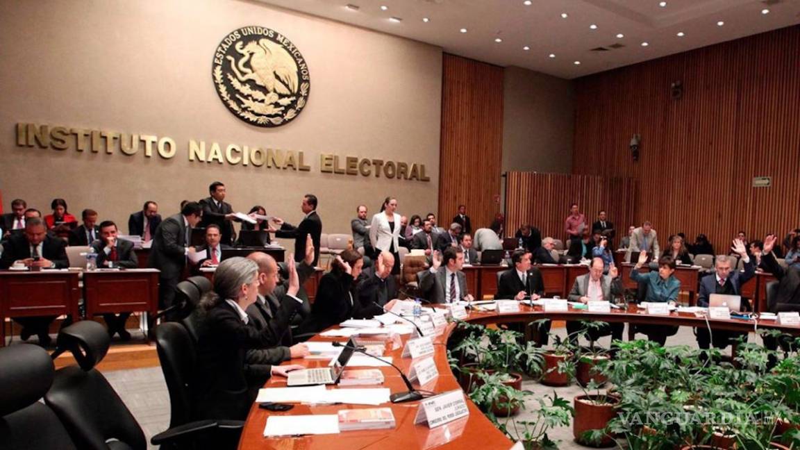 INE, dispuesto a organizar elección interna del PRD: Córdova