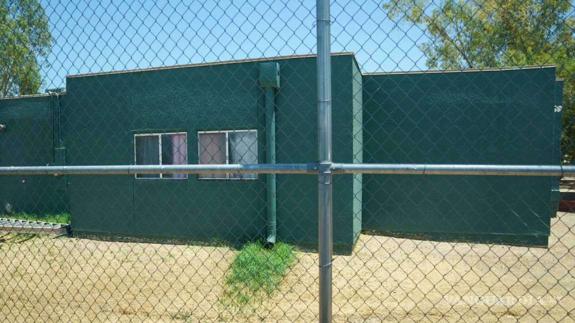$!Edificios que albergan a menores en los terrenos de Southwest Key Campbell, un refugio para niños que han sido separados de sus padres en Phoenix.